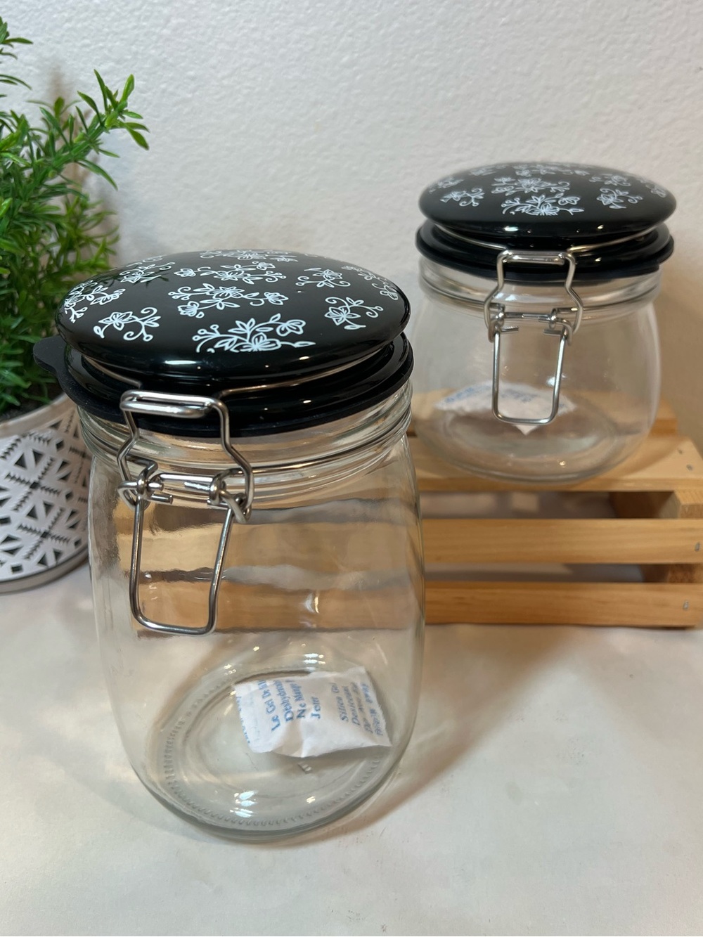 TempTations Black Floral Lace Glass Storage Jars Ceramic Airtight Lids Wire Bail